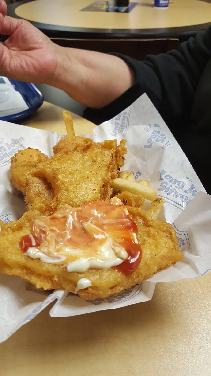 Long John Silvers | restaurant | 3341 Virginia Beach Blvd, Virginia Beach, VA 23452, USA | 7573406570 OR +1 757-340-6570