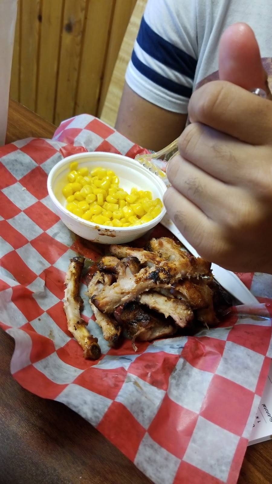 Old Hickory Bar-B-Q Carryout | restaurant | 241 Woodman Dr, Dayton, OH 45431, USA | 9372534065 OR +1 937-253-4065