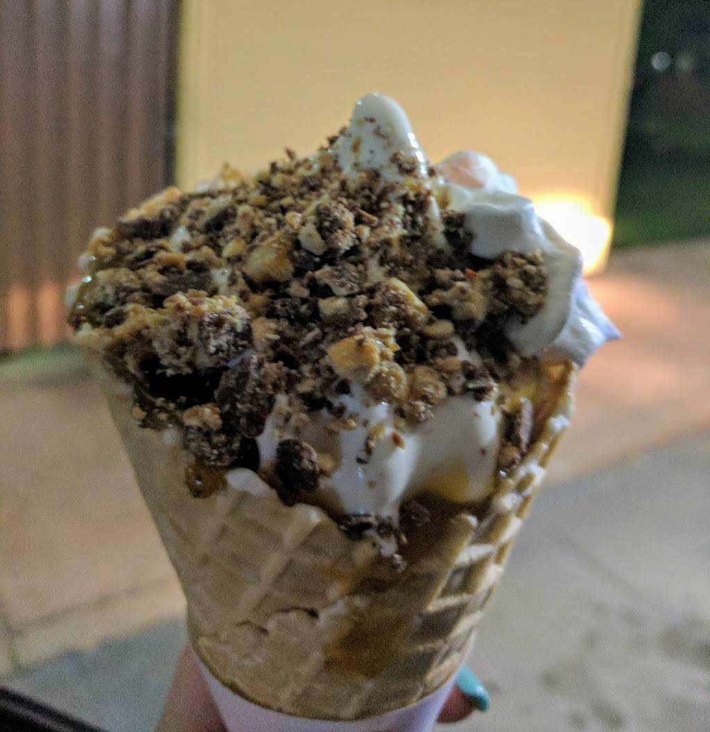 Sonic Drive-In | restaurant | 30129 SW Boones Ferry Rd, Wilsonville, OR 97070, USA | 5038554642 OR +1 503-855-4642