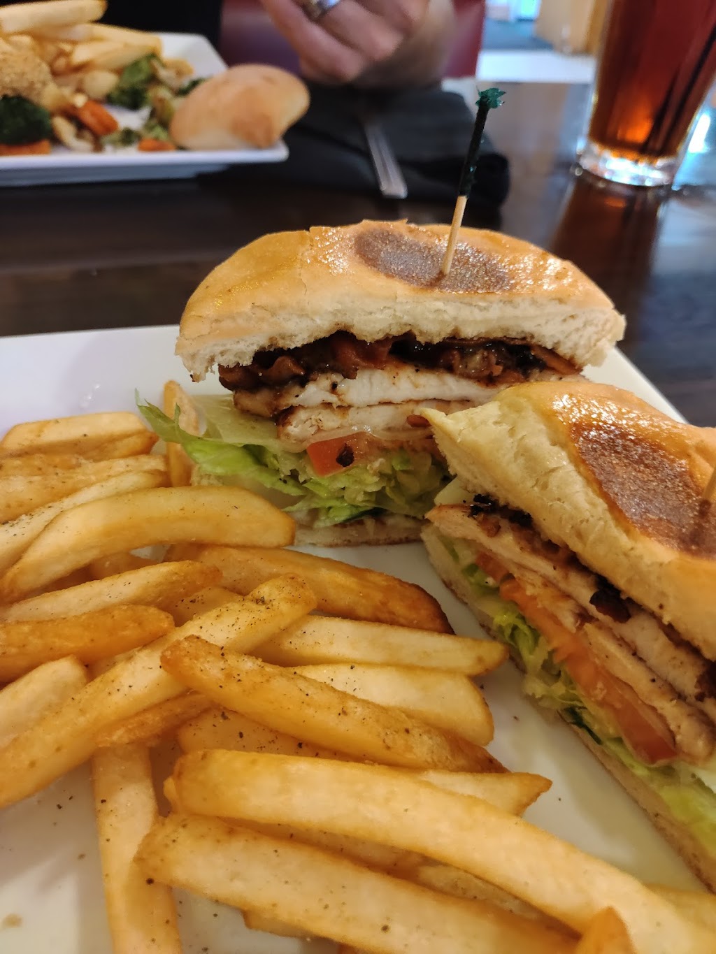 Black Cat Cafe | restaurant | 117 E Main St, El Dorado, AR 71730, USA | 8708629500 OR +1 870-862-9500