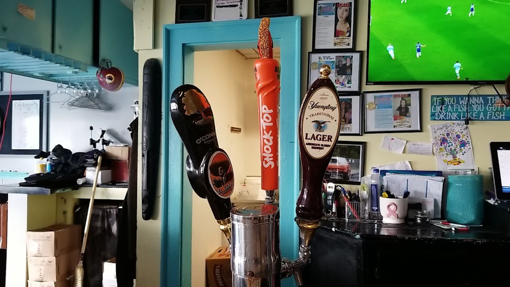 Cocomo Joes Beach Bar & Grill | restaurant | 404 Laskin Rd, Virginia Beach, VA 23451, USA | 7574220008 OR +1 757-422-0008