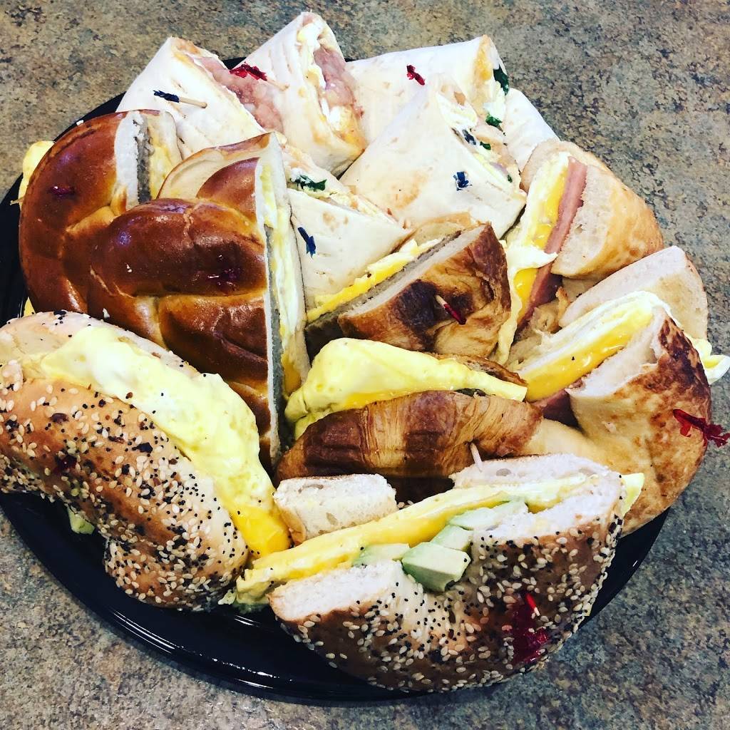 Coffee Factory and Cafe | cafe | 12789 Waterford Lakes Pkwy #1, Orlando, FL 32828, USA | 4072772220 OR +1 407-277-2220