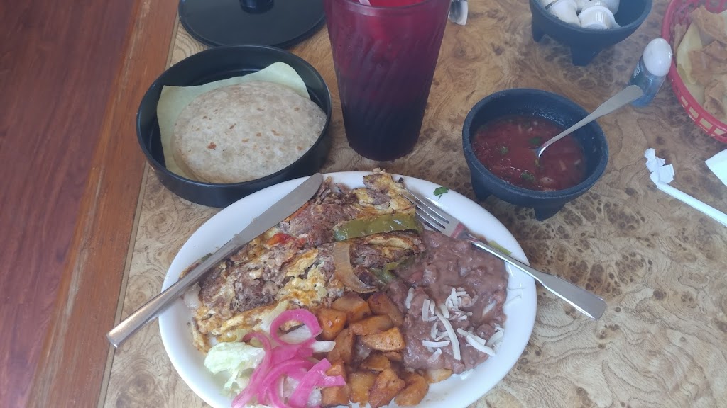 Los Manjares Restaurant | restaurant | 2187 W 8th St, Yuma, AZ 85364, USA | 9287822366 OR +1 928-782-2366