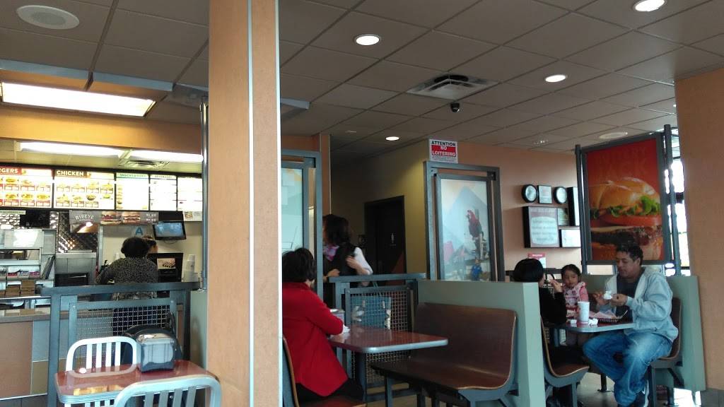 Jack in the Box | restaurant | 11216 Tampa Ave, Northridge, CA 91326, USA | 8183689941 OR +1 818-368-9941