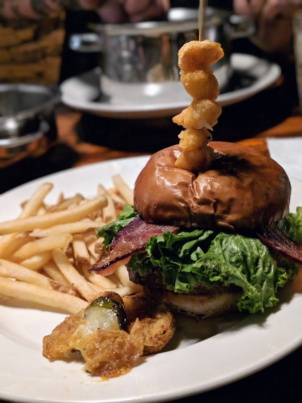 Café Hollander - Tosa | restaurant | 7677 W State St, Wauwatosa, WI 53213, USA | 4144756771 OR +1 414-475-6771