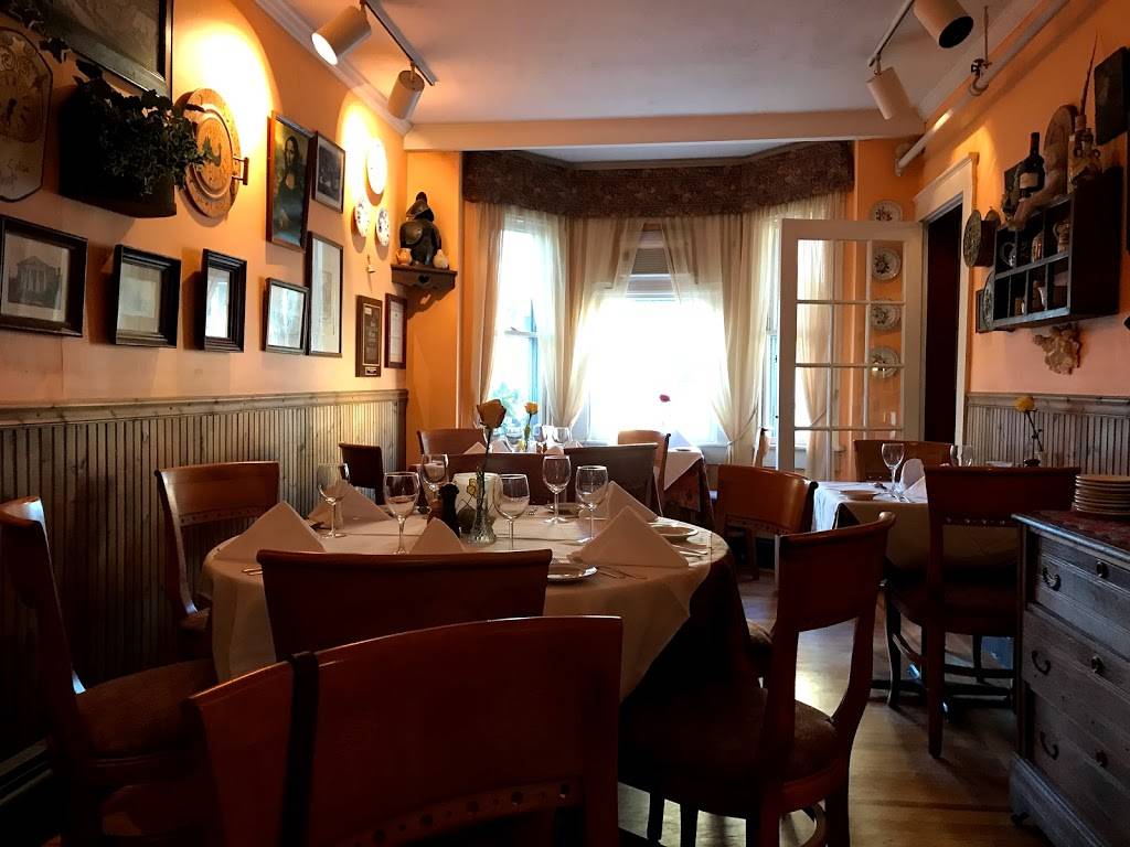 Mamma Luisa Ristorante Italiano | restaurant | 673 Thames St, Newport, RI 02840, USA | 4018485257 OR +1 401-848-5257
