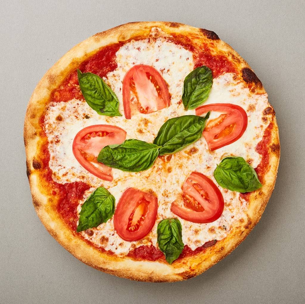 Ninos Cafe | meal takeaway | 1006 Easter Lily Ln, Vero Beach, FL 32963, USA | 7722319311 OR +1 772-231-9311