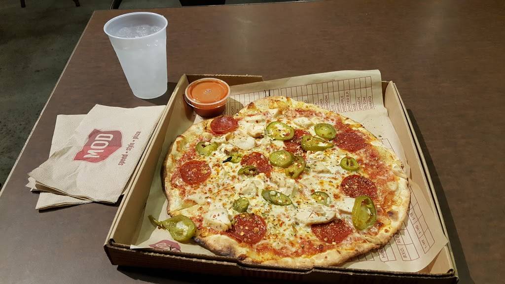 MOD Pizza | restaurant | 70 S Waukegan Rd b, Deerfield, IL 60015, USA | 8477706499 OR +1 847-770-6499