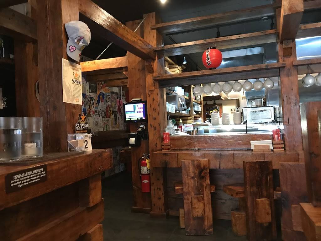 Friends Ramen | restaurant | 808 N State St, Chicago, IL 60610, USA | 3126431209 OR +1 312-643-1209