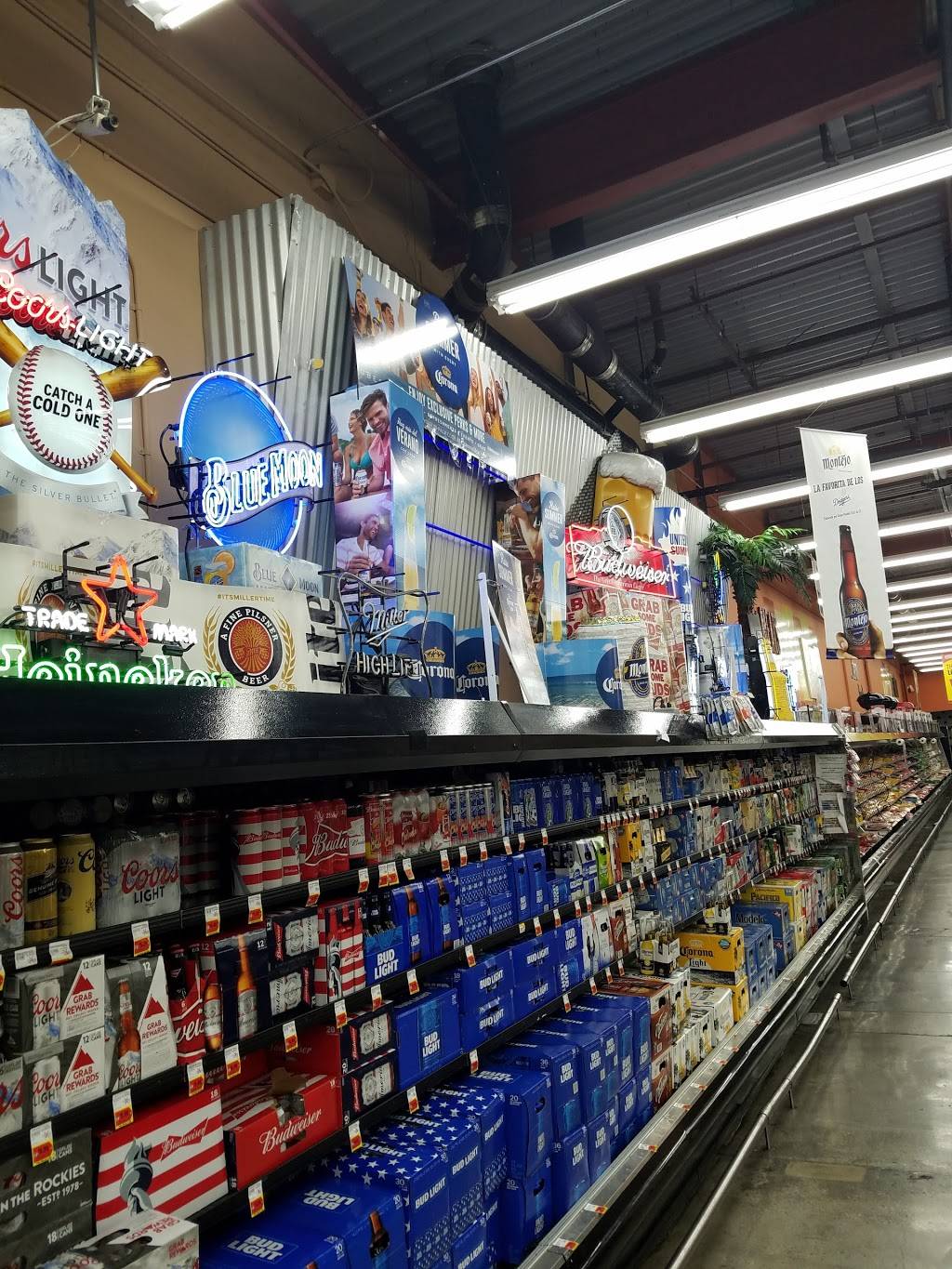 Superior Grocers | bakery | 111 E Compton Blvd, Compton, CA 90220, USA | 3106321178 OR +1 310-632-1178