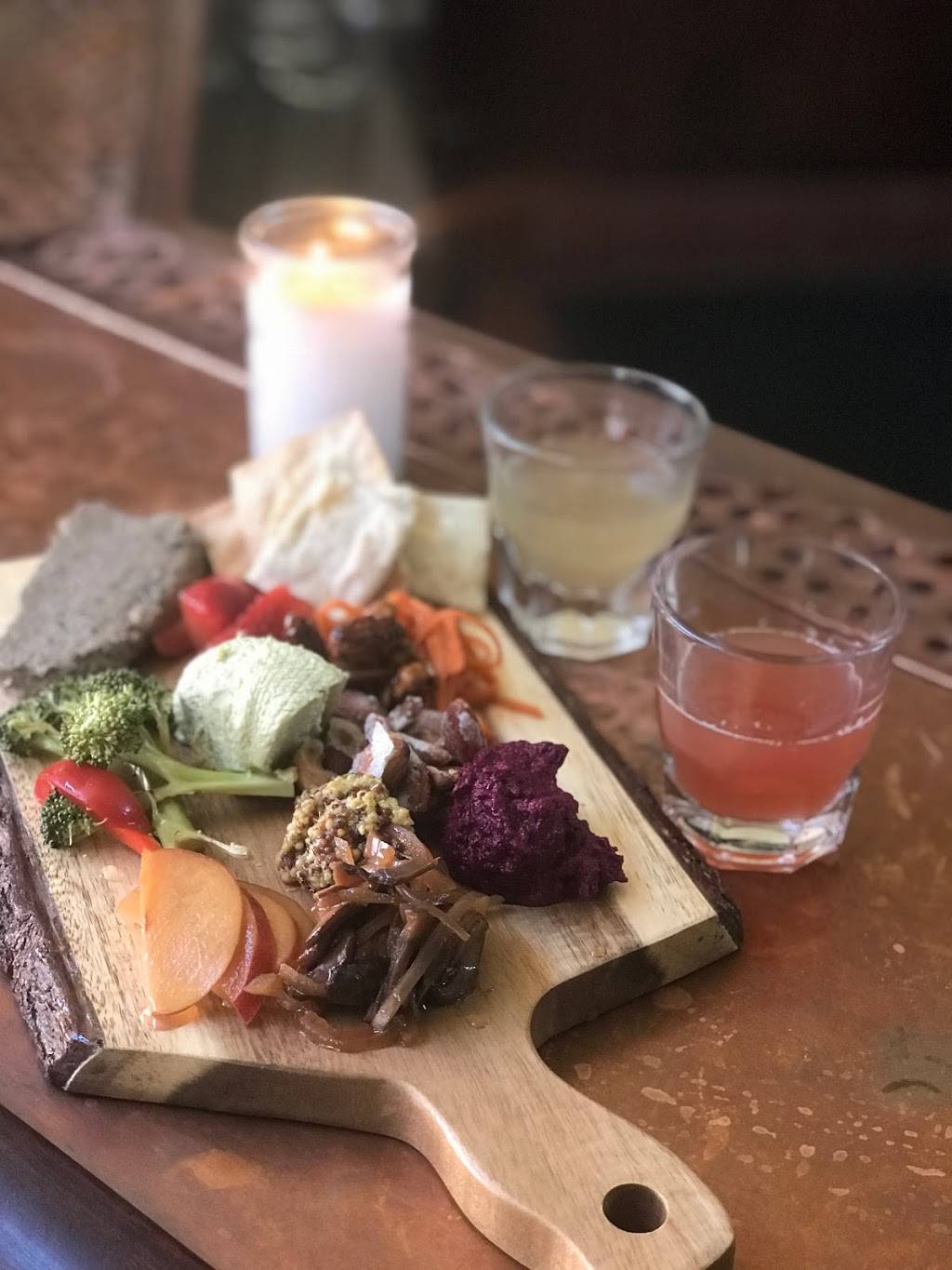 Collective Kitchen & Bar | restaurant | 2132 Center St, Berkeley, CA 94704, USA | 5106478591 OR +1 510-647-8591