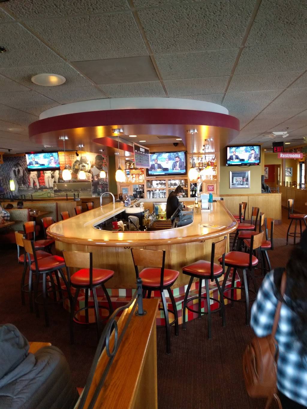 Applebees Grill + Bar | restaurant | 9105 E Stockton Blvd, Elk Grove, CA 95624, USA | 9166850321 OR +1 916-685-0321
