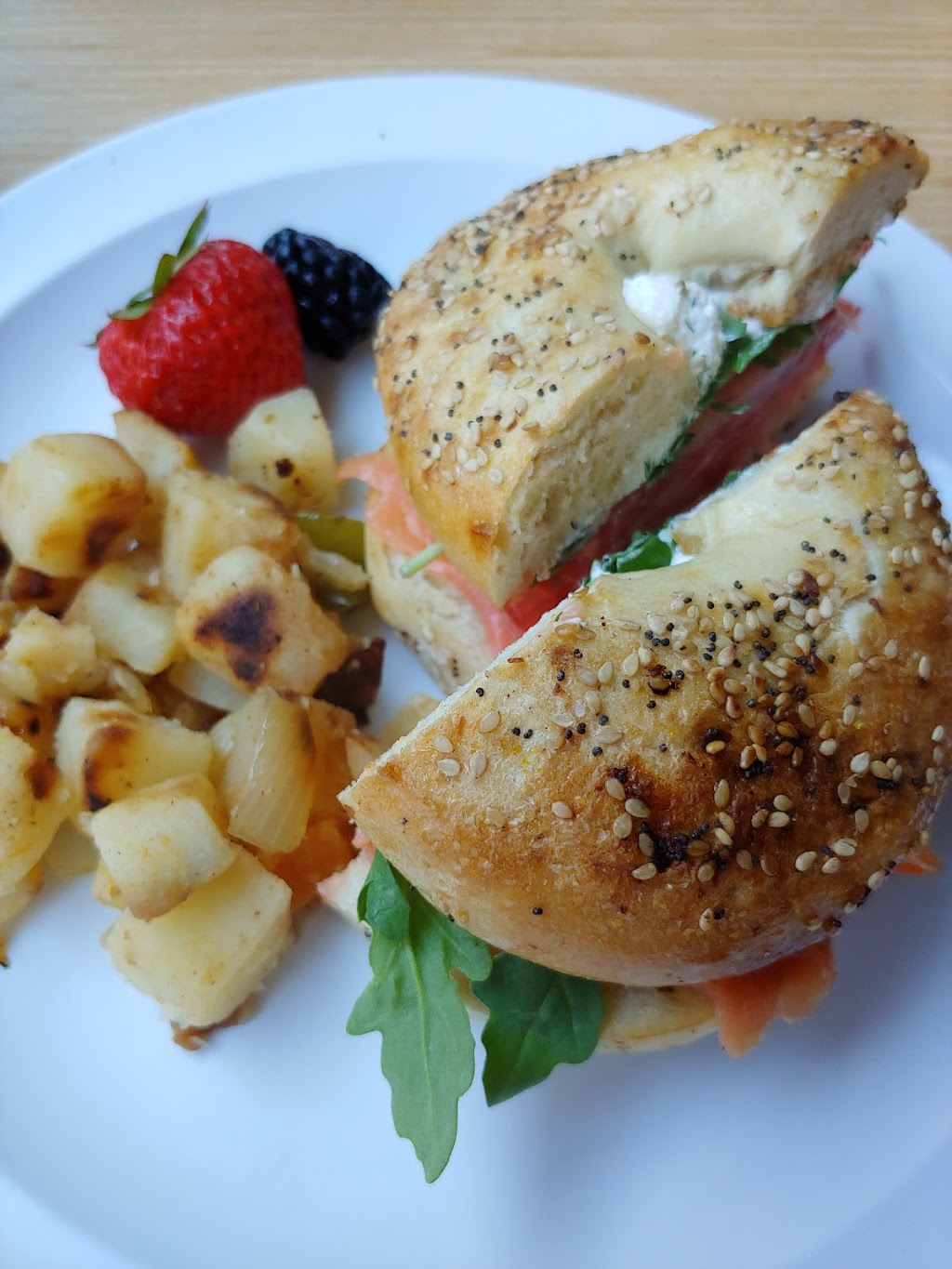 Bistro Bella Luna | restaurant | 55 E College St, Oberlin, OH 44074, USA | 4407747171 OR +1 440-774-7171