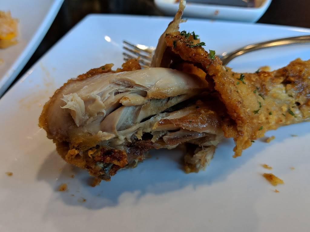 Vons Chicken | restaurant | 1930 Salvio St, Concord, CA 94520, USA | 9253345323 OR +1 925-334-5323