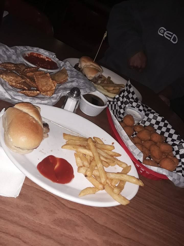 South Side Bar & Grill | restaurant | 4860 S Limit Ave, Sedalia, MO 65301, USA | 6608273344 OR +1 660-827-3344