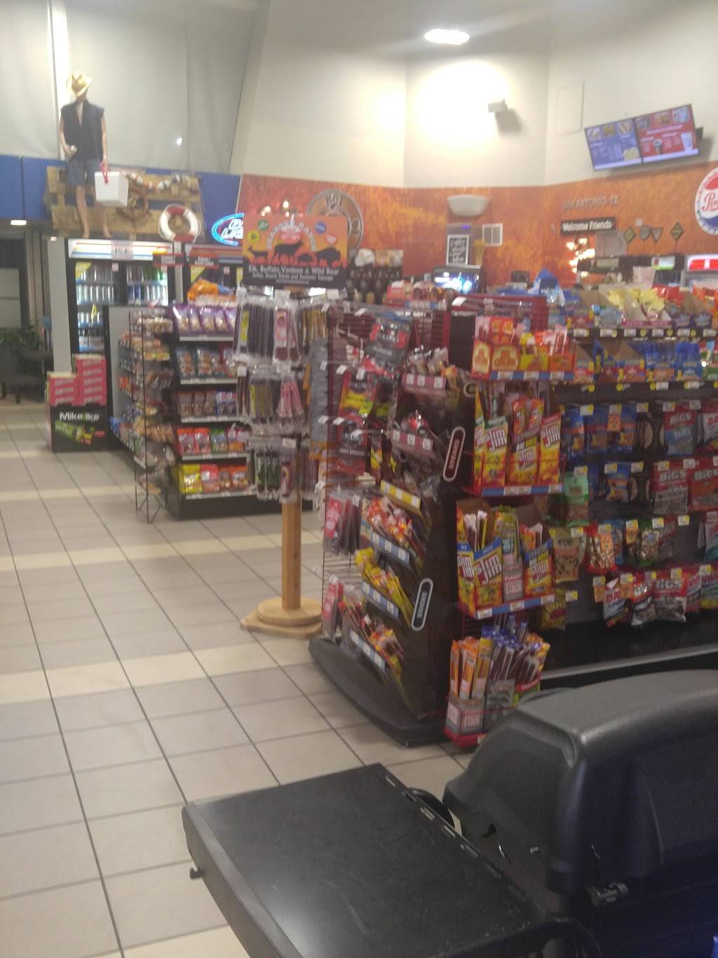 TravelCenters of America | restaurant | 6170 I, 10 East N Foster Rd, San Antonio, TX 78219, USA | 2103100145 OR +1 210-310-0145