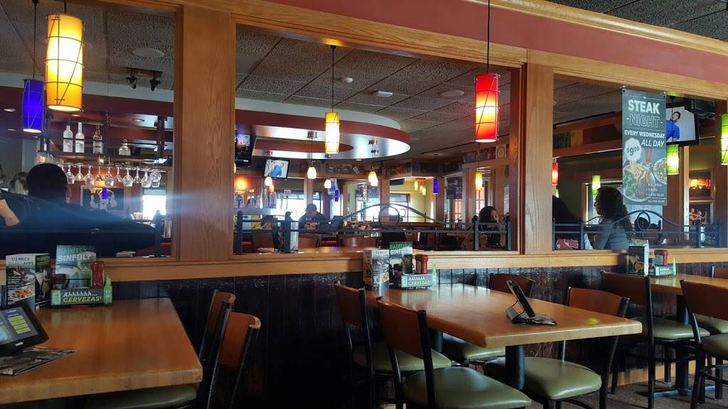 Applebees Grill + Bar | restaurant | 141, Mohawk Trail, Greenfield, MA 01301, USA | 4137720079 OR +1 413-772-0079
