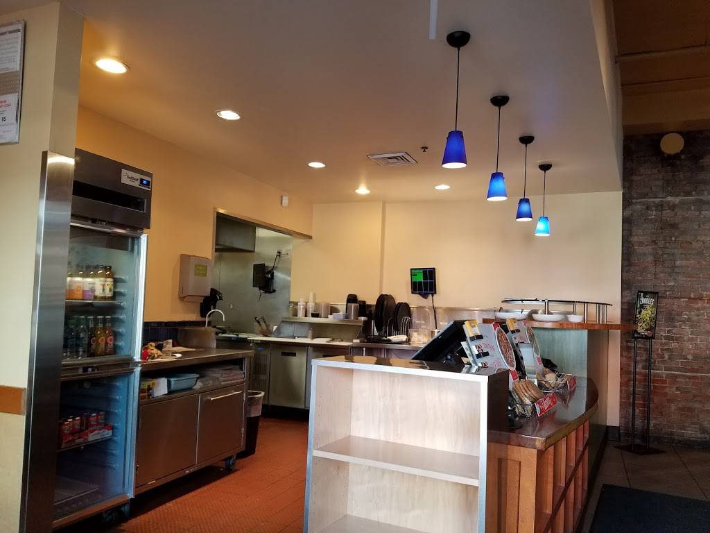 Noodles and Company | restaurant | 207 S Washington St, Naperville, IL 60540, USA | 6303693332 OR +1 630-369-3332