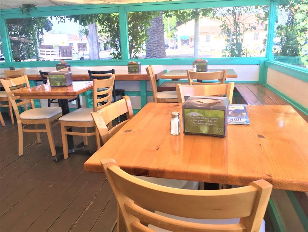 La Super-Rica Taqueria | restaurant | 622 N Milpas St, Santa Barbara, CA 93103, USA | 8059634940 OR +1 805-963-4940