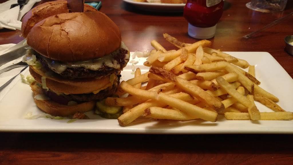 Ruby Tuesday | restaurant | 1067 Western Blvd, Jacksonville, NC 28546, USA | 9103464544 OR +1 910-346-4544