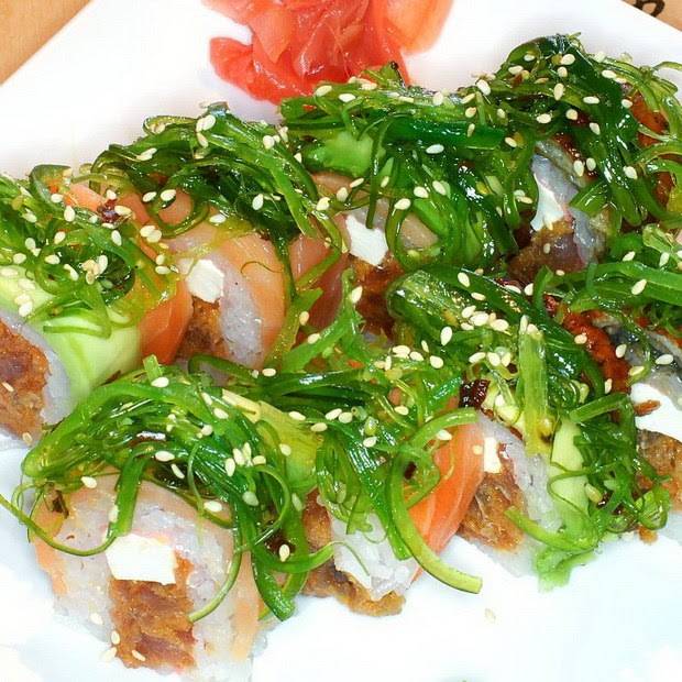 Main Moon | restaurant | 423 E Main St, Canfield, OH 44406, United States | 3305338989 OR +1 330-533-8989