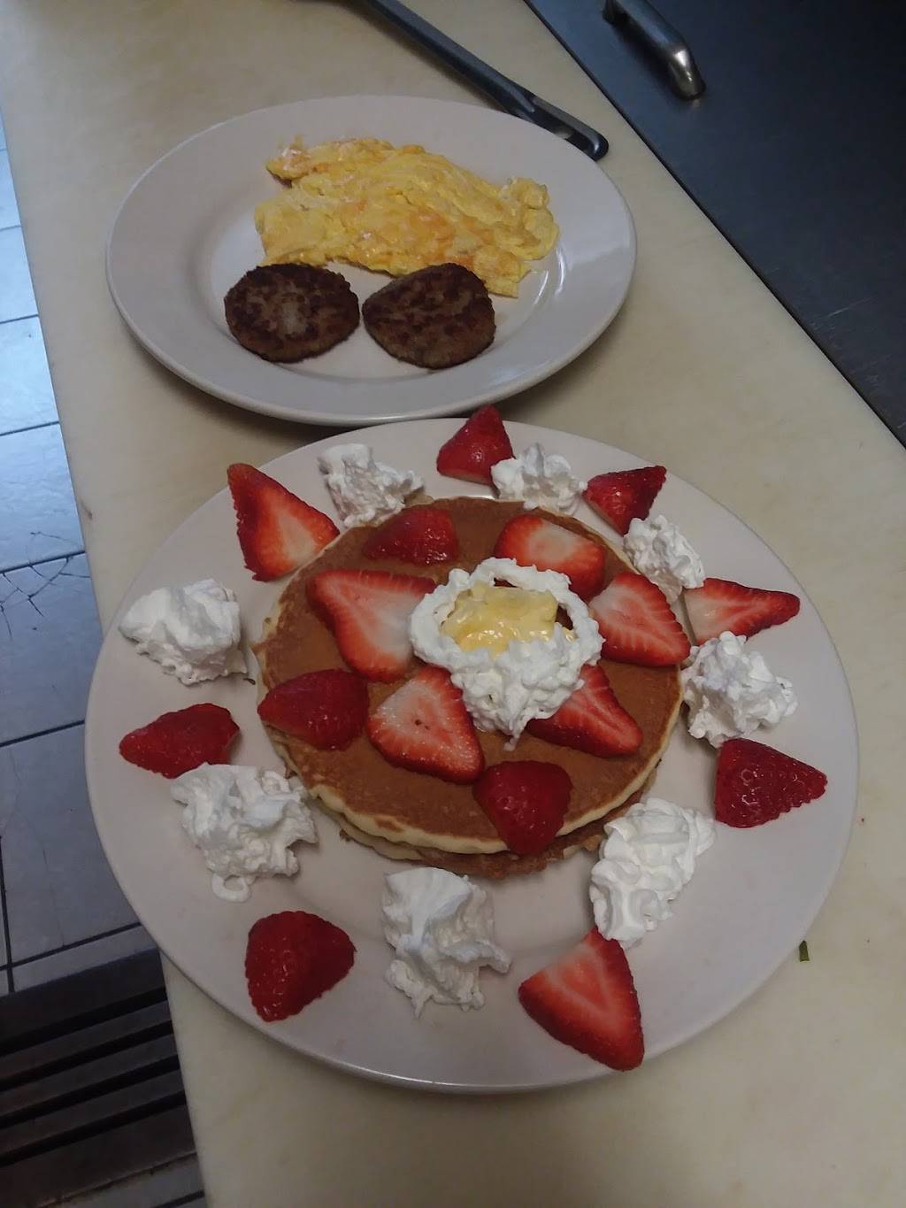 Vickis BREAKFAST | restaurant | 11216 S Michigan Ave, Chicago, IL 60628, USA | 7738246776 OR +1 773-824-6776