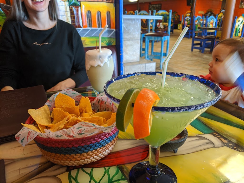 Tequilas Mexican Grill | restaurant | 360 14th St, Burlington, CO 80807, USA | 7193460273 OR +1 719-346-0273