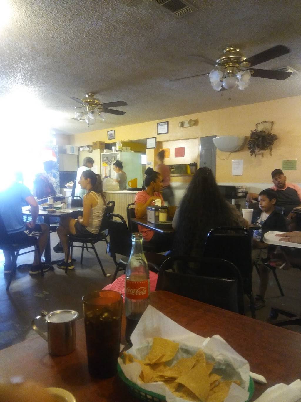 Hernandez Mexican Restaurant | restaurant | 315 FM 316, Eustace, TX 75124, USA | 9034252922 OR +1 903-425-2922