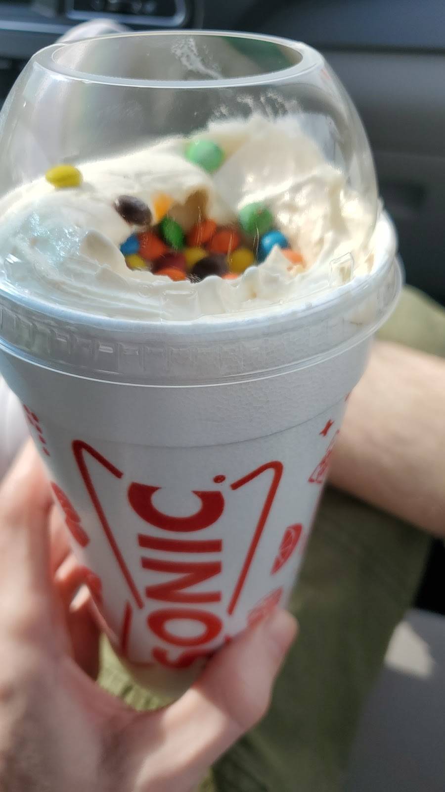 Sonic Drive-In | restaurant | 8719 W U.S. Hwy 42, Florence, KY 41042, USA | 8593849400 OR +1 859-384-9400