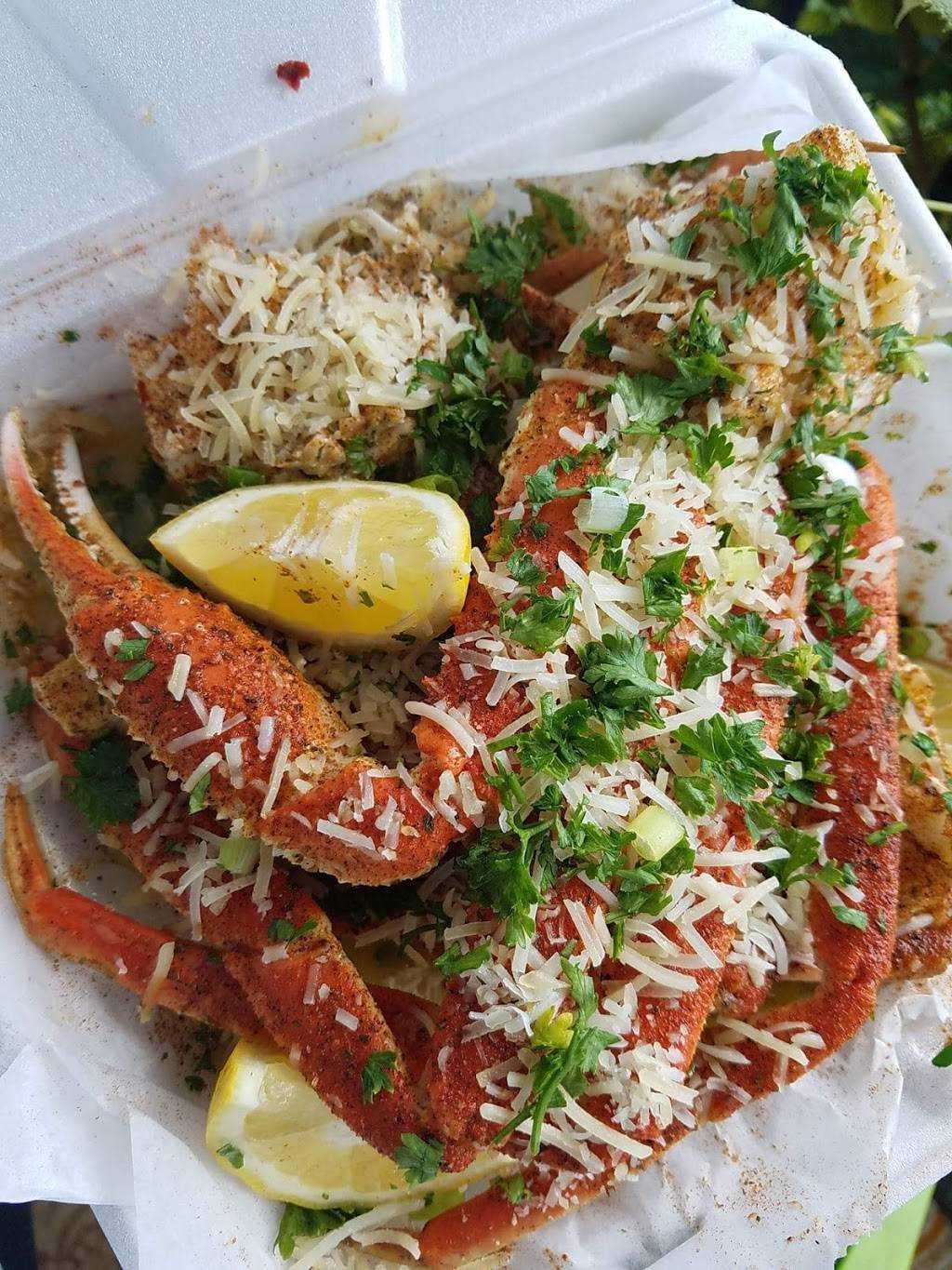 Chef Oyas The TRAP | restaurant | 3355 N Keystone Ave, Indianapolis, IN 46218, USA | 3177626172 OR +1 317-762-6172