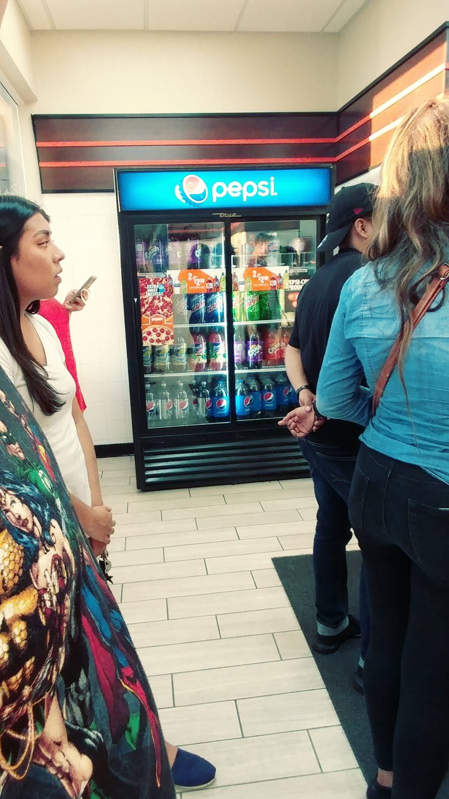 Little Caesars Pizza | meal takeaway | 3045 S Archibald Ave, Ontario, CA 91761, USA | 9099233227 OR +1 909-923-3227