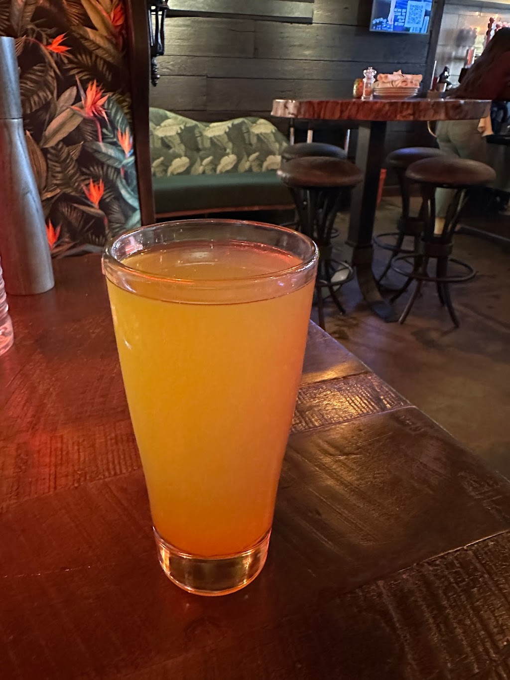 Pulpo Beer Company - Crocker | restaurant | 20 Main St, Westlake, OH 44145, USA | 4407724013 OR +1 440-772-4013