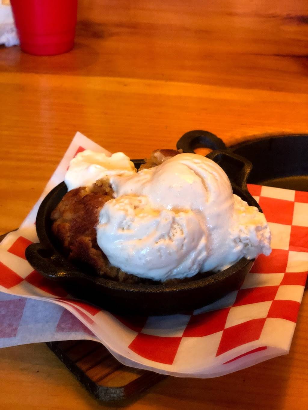 Sea Smoke Barbecue | restaurant | 7 Oakland Ave, Oak Bluffs, MA 02557, USA | 5083387404 OR +1 508-338-7404