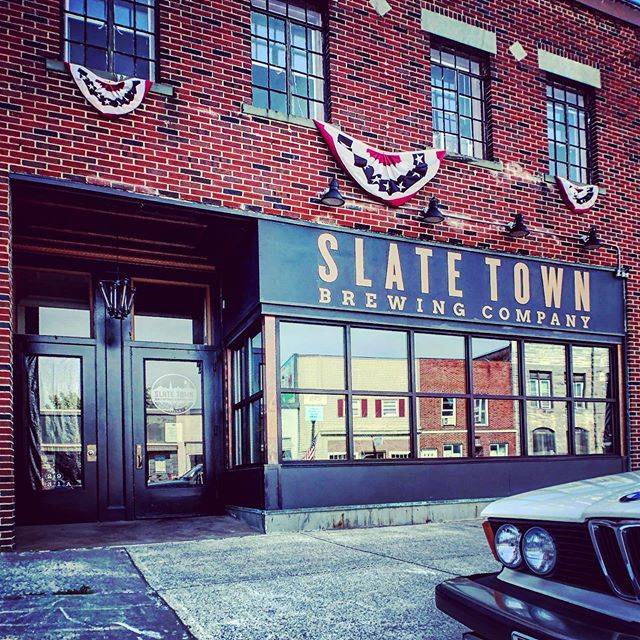 Slate Town Brewing Company | restaurant | 31 Main St, Granville, NY 12832, USA | 5183455357 OR +1 518-345-5357