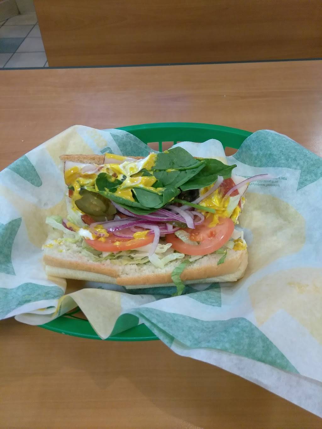 Subway Restaurants | restaurant | 660 E San Ysidro Blvd, San Ysidro, CA 92173, USA | 6194286661 OR +1 619-428-6661