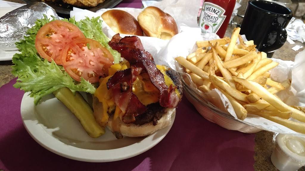 House Of Coates | restaurant | 16300 Clayton Ave E, Rosemount, MN 55068, USA | 6514372232 OR +1 651-437-2232