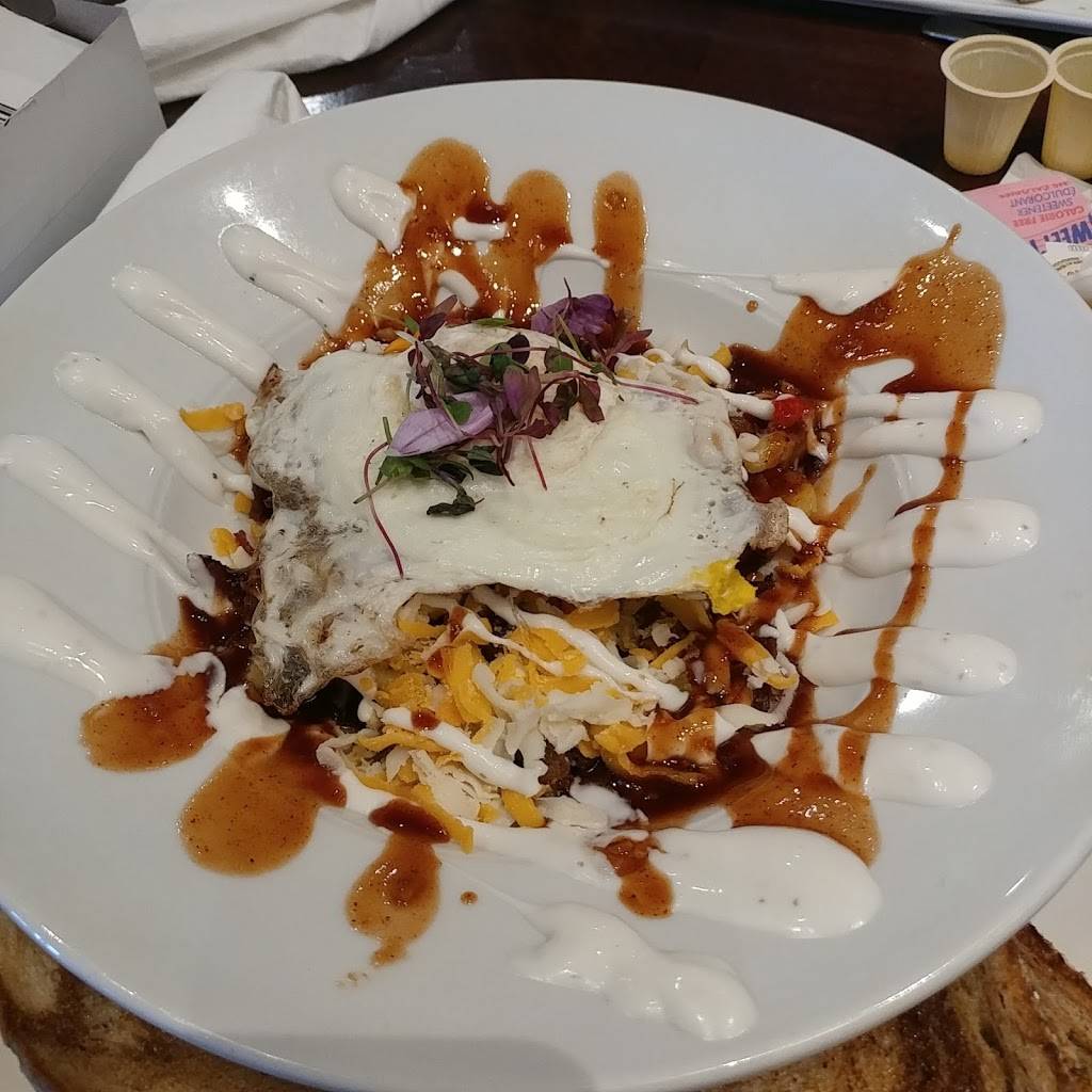 Heart & Crown - Barrhaven | restaurant | 3161 Strandherd Dr #300, Nepean, ON K2J 5N1, Canada | 6134403906 OR +1 613-440-3906