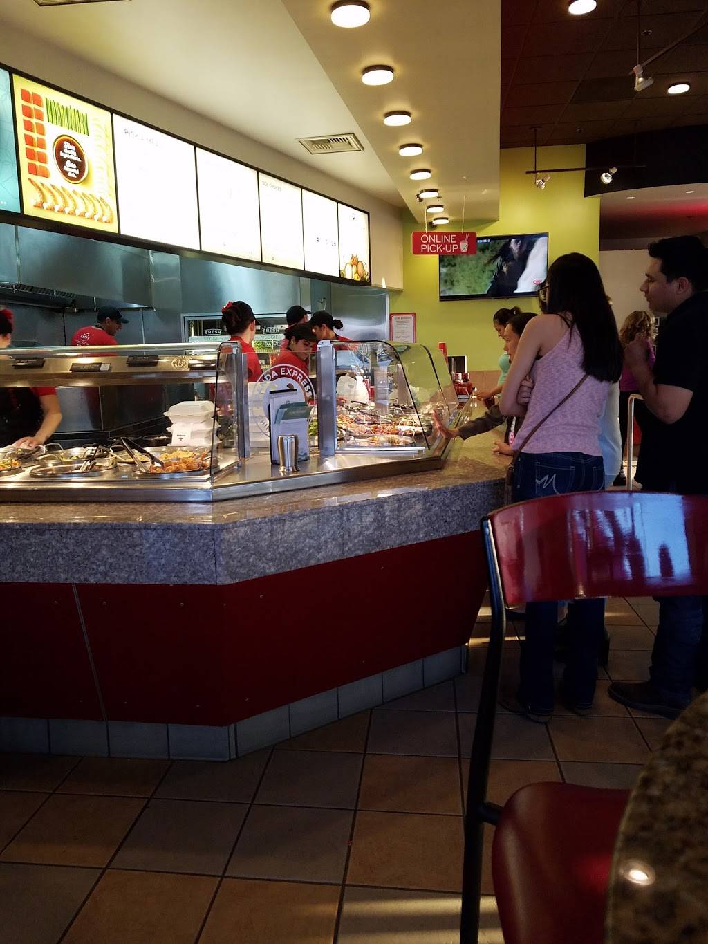 Panda Express | meal takeaway | 1196 E Prosperity Ave, Tulare, CA 93274, USA | 5596872208 OR +1 559-687-2208