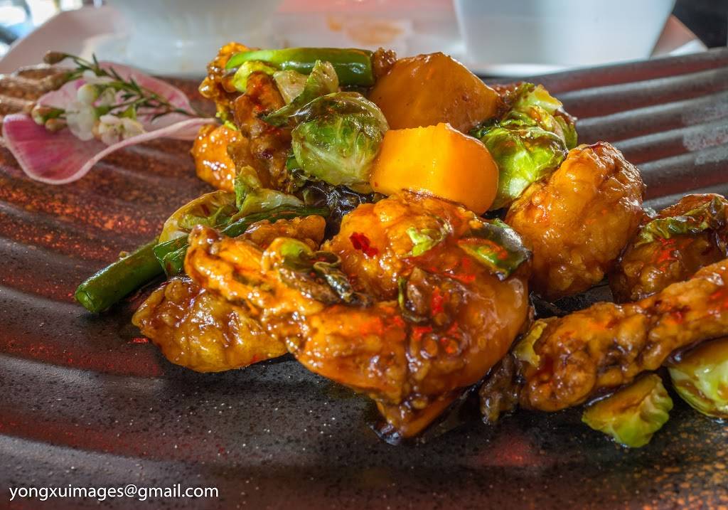 Graces Mandarin | restaurant | 188 Waterfront St, Oxon Hill, MD 20745, USA | 3018393788 OR +1 301-839-3788