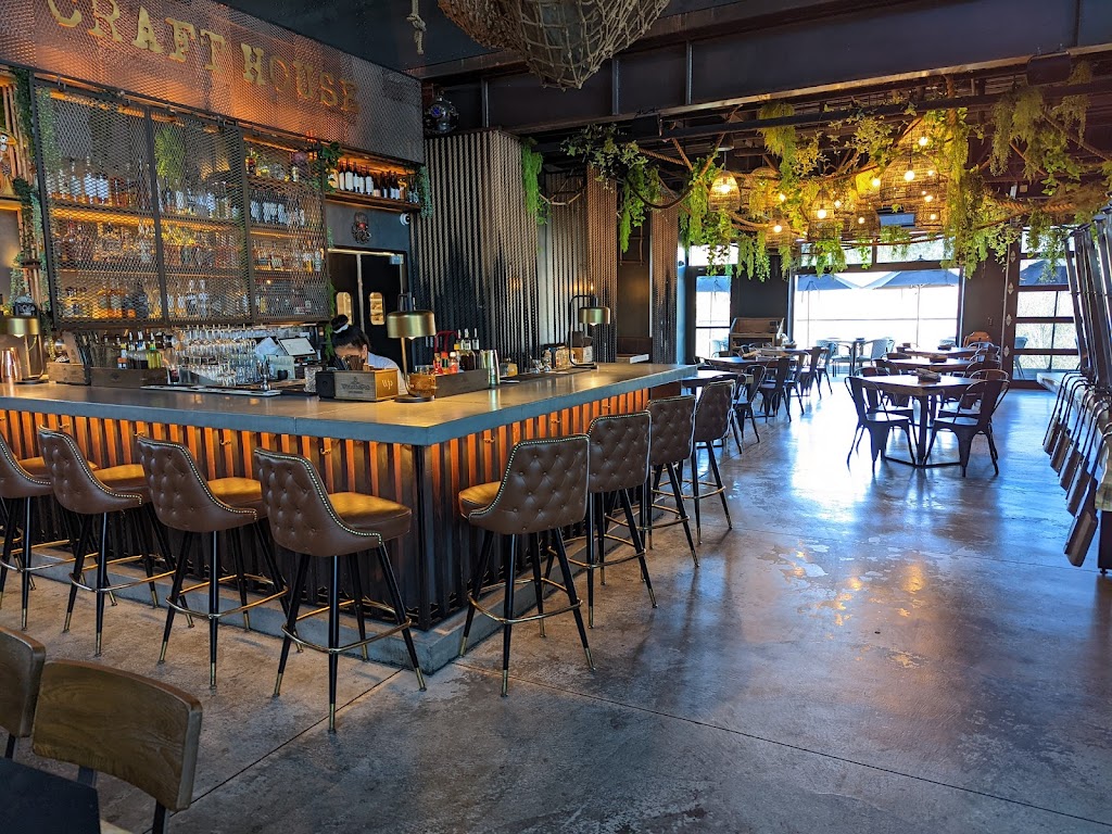 Craft House Sky Deck | restaurant | 12841 El Camino Real Suite 202, San Diego, CA 92130, USA | 8589257067 OR +1 858-925-7067