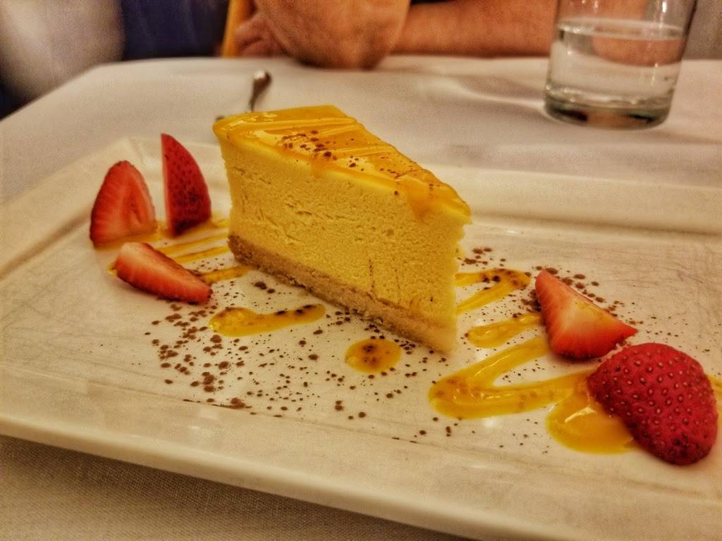 LaVinia Restaurant | restaurant | 2350 Lake Shore Blvd W, Etobicoke, ON M8V 1B6, Canada | 6477482350 OR +1 647-748-2350