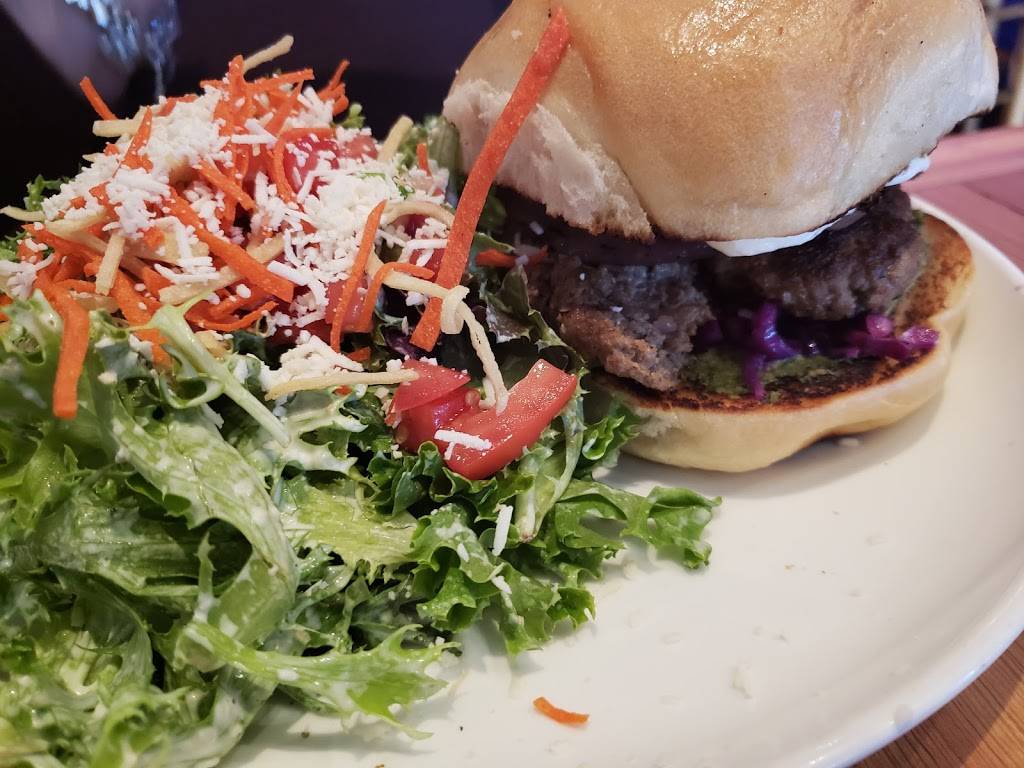 Cappyccinos | restaurant | 5003 Broadway St, San Antonio, TX 78209, USA | 2108286860 OR +1 210-828-6860