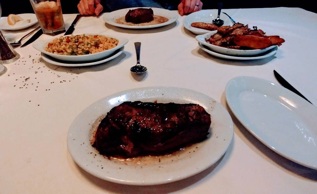 Ruths Chris Steak House | restaurant | 7001 E Belleview Ave Suite 100, Denver, CO 80237, USA | 3038549304 OR +1 303-854-9304