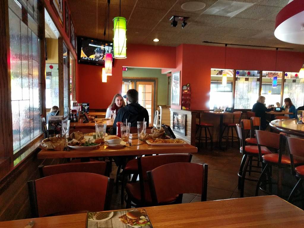 Applebees Grill + Bar | restaurant | Gateway Center, 550 Alfred St, Biddeford, ME 04005, USA | 2072828603 OR +1 207-282-8603