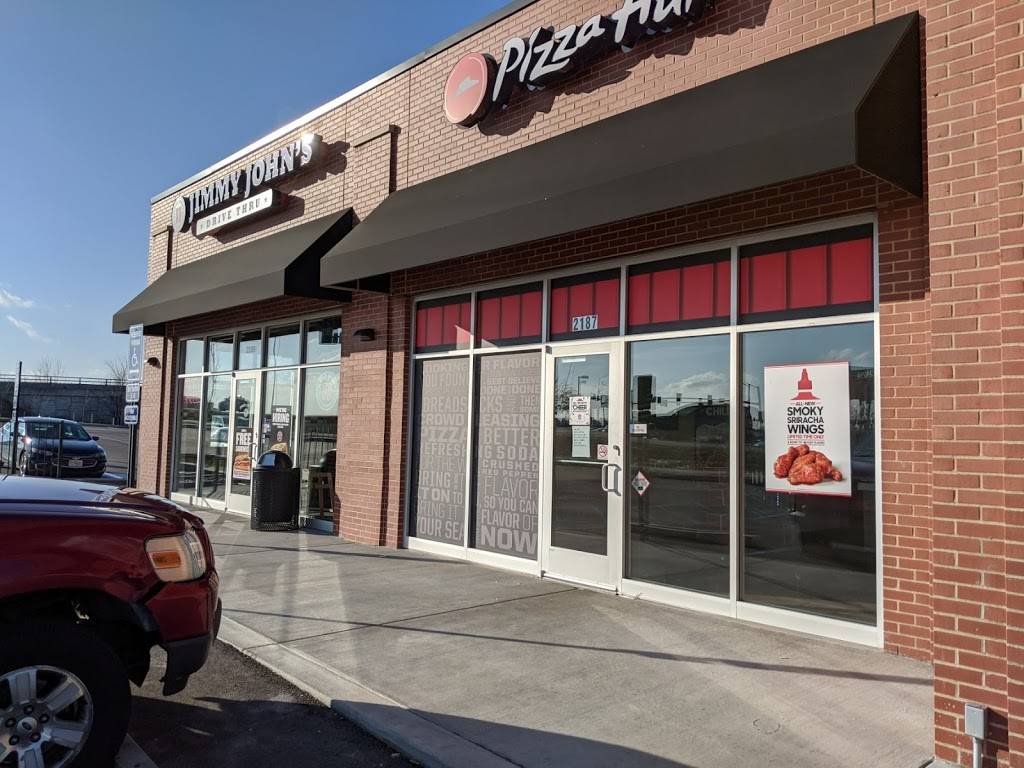 Pizza hut | restaurant | 2187 W Terra Ln, OFallon, MO 63366, USA | 6365425321 OR +1 636-542-5321