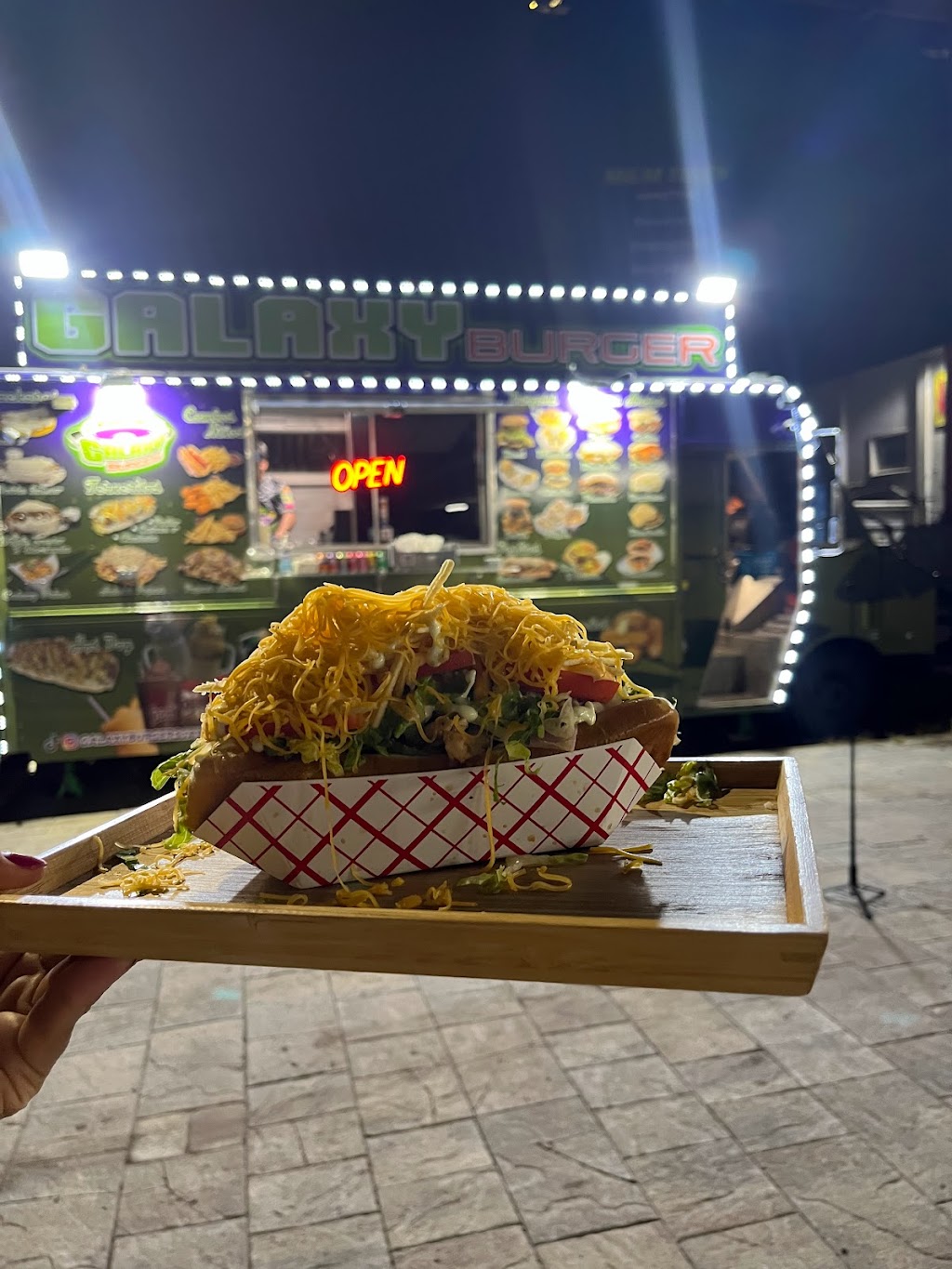 Galaxy Burgers Jax | restaurant | 10429 Beach Blvd, Jacksonville, FL 32246, USA | 9048446035 OR +1 904-844-6035