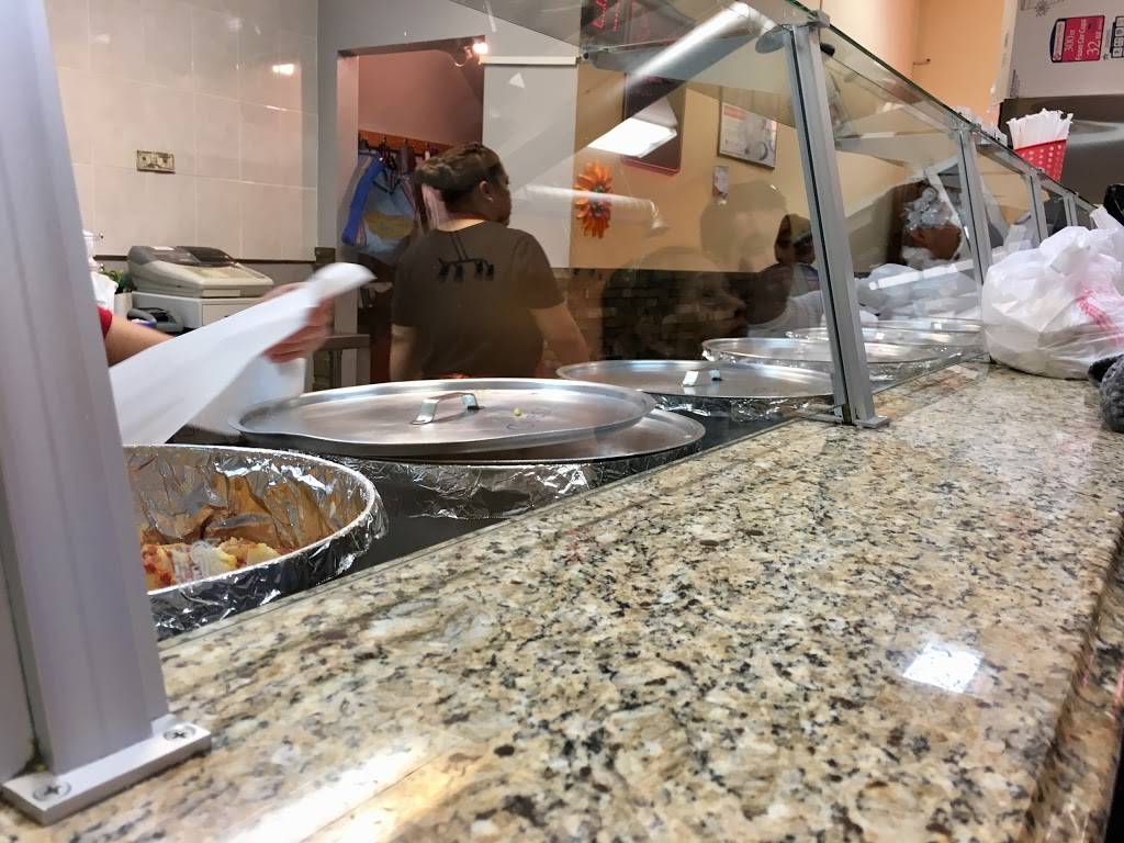 Chilo Y Chela Restaurant | restaurant | 4213 W North Ave, Chicago, IL 60639, USA | 7732692052 OR +1 773-269-2052