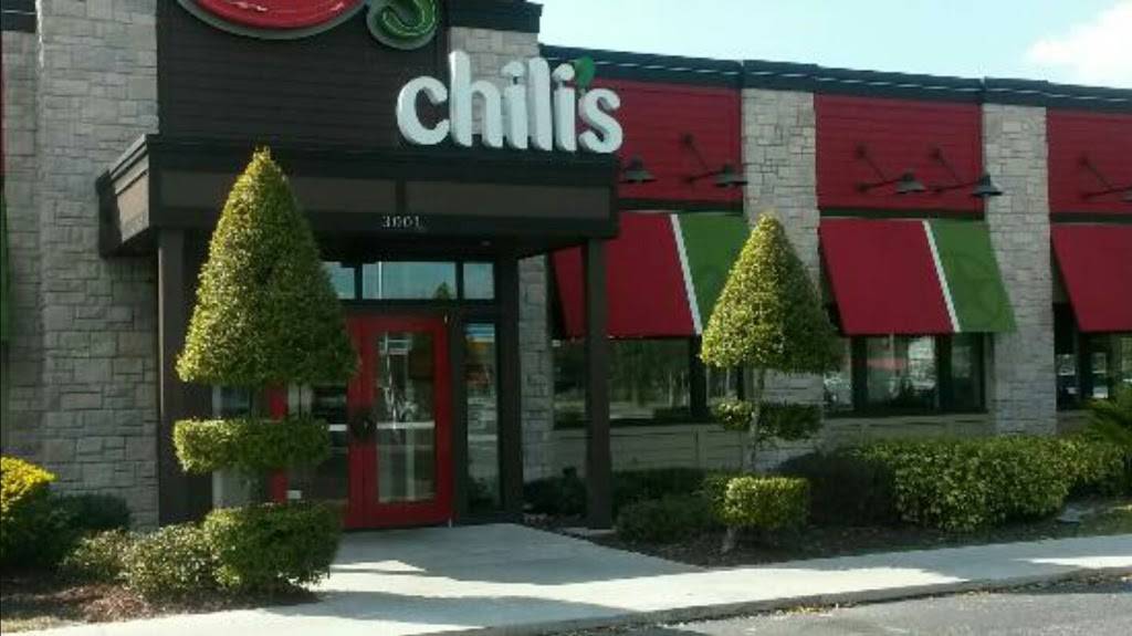 Chilis Grill & Bar | meal takeaway | 3001 James L Redman Pkwy, Plant City, FL 33566, USA | 8137648548 OR +1 813-764-8548
