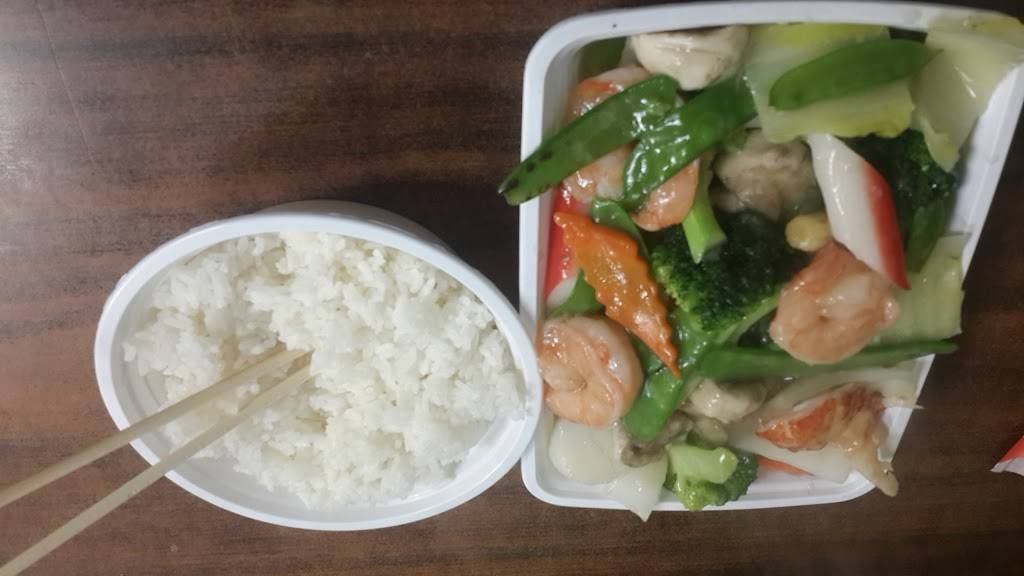 Golden China Restaurant | restaurant | 1965 New Hwy #5, Farmingdale, NY 11735, USA | 6316946830 OR +1 631-694-6830