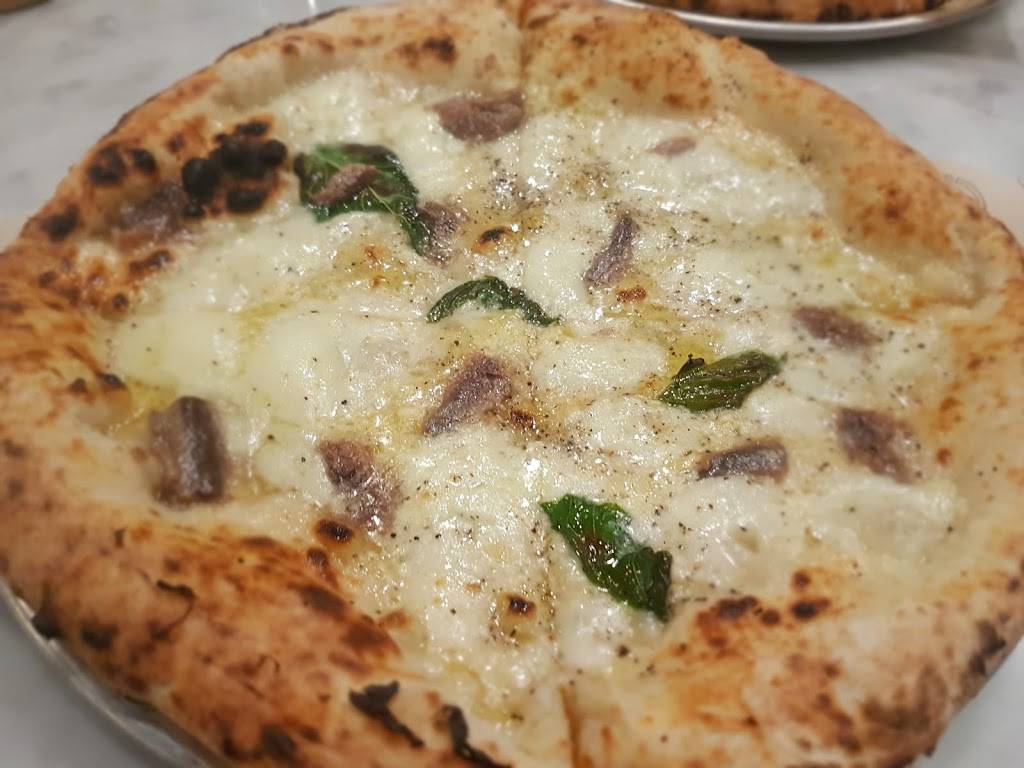 Simò Pizza | restaurant | 90-92 Gansevoort St, New York, NY 10014, USA | 2124622703 OR +1 212-462-2703